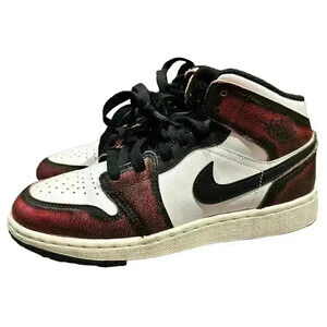 Air Jordan 1 Mid SE GS WEAR AWAY CHICAGO Size 4Y Size 6 Womens Sneakers